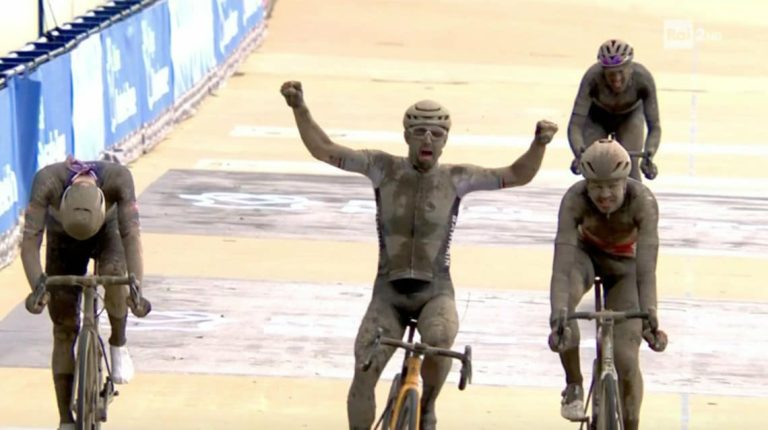 Parigi Roubaix 2022 bici ciclismo italia francia velo