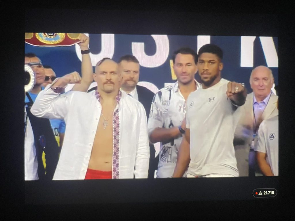 Usyk, Joshua, pugilato, campione mondiale, boxe